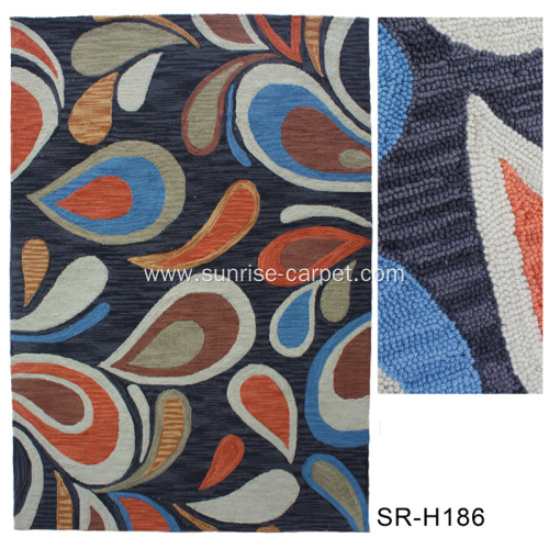 Hand Hooked Carpet With Fashion Design